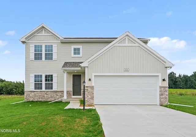 Photo 1 of Single family home for sale at 1083 Lakeside Ln, Oregon, OH 43616 | MLS# 10012655 | Listing updated on 2026-09-18