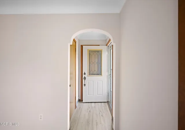 Photo 4 of Single family home for sale at 5837 Seaman Rd, Oregon, OH 43616 | MLS# 10012677 | Listing updated on 2026-09-14