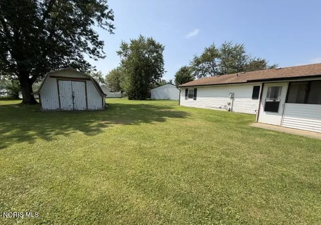 Photo 3 of Single family home for sale at 8 Foxglove Pl, Montpelier, OH 43543 | MLS# 10012681 | Listing updated on 2026-10-06