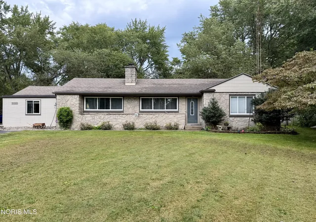 Photo 1 of Single family home for sale at 3426 Wilford Dr, Toledo, OH 43617 | MLS# 10012705 | Listing updated on 2026-09-14