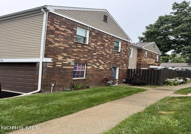 Photo 1 of Condo for sale at 5734 Aspen Dr, Toledo, OH 43615 | MLS# 10012722 | Listing updated on 2026-08-31