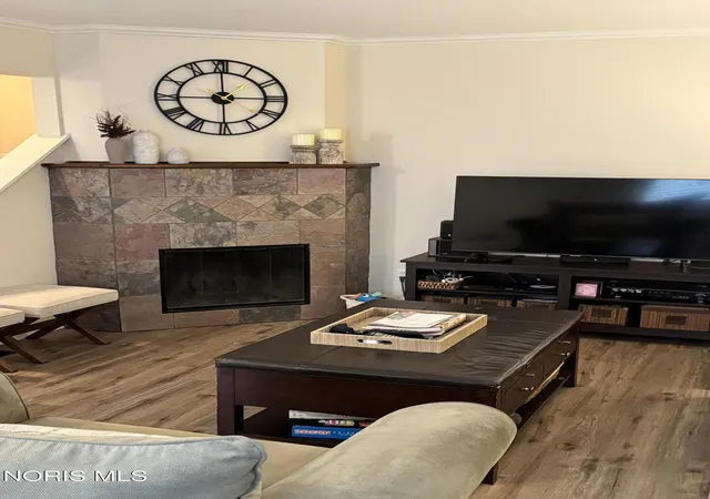 Listing Photo 5 - Condo for sale in building located at 5734 Aspen Dr, Toledo, OH 43615