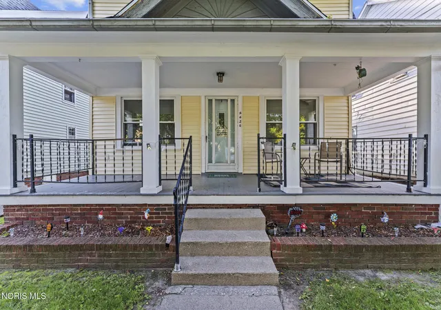 Photo 3 of Single family home for sale at 4426 Burnham Ave, Toledo, OH 43612 | MLS# 10012732 | Listing updated on 2026-09-02