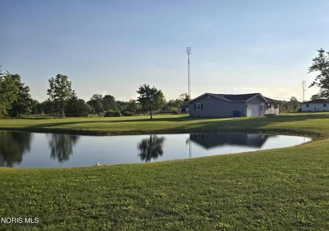 Photo 2 of Single family home for sale at 18956 County Rd 218, Defiance, OH 43512 | MLS# 10012762 | Listing updated on 2026-09-09