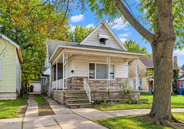 Photo 1 of Single family home for sale at 158 Everett St, Toledo, OH 43608 | MLS# 10012985 | Listing updated on 2026-10-21