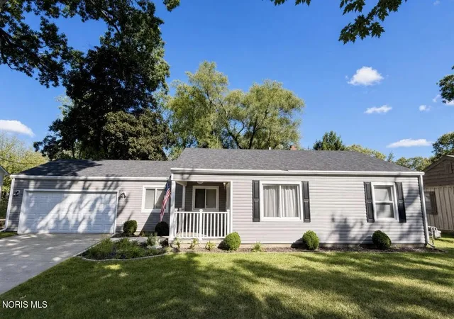 Single family home for sale at 4546 Vineyard Rd, Toledo, OH 43623 | MLS# 10013346