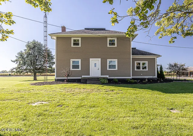 Single family home for sale at 06358 County Rd H, Edon, OH 43518 | MLS# 10014380