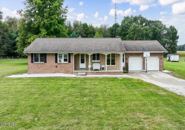 Photo 1 of Single family home for sale at 10251 County Rd 17, Wauseon, OH 43567 | MLS# 10013594 | Listing updated on 2026-10-07