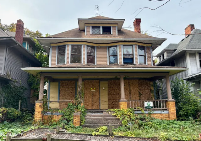 Photo 1 of Single family home for sale at 2315 Fulton St, Toledo, OH 43620 | MLS# 10015272 | Listing updated on 2026-10-27