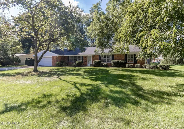 Photo 1 of Single family home for sale at 5935 Winding Way Dr, Sylvania, OH 43560 | MLS# 10014153 | Listing updated on 2026-10-10