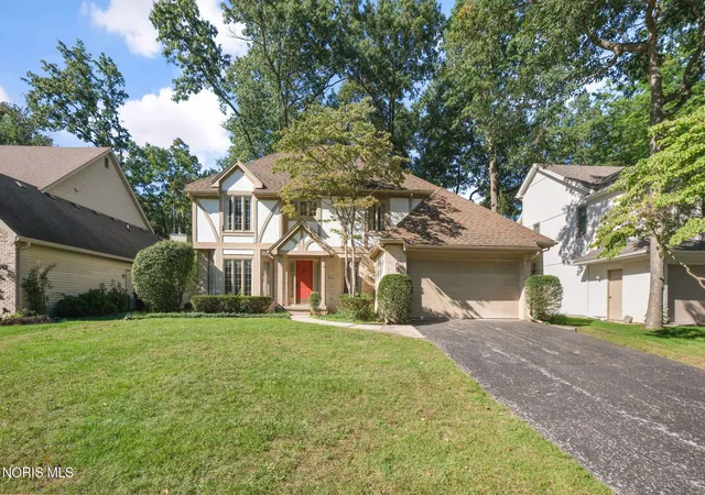 Photo 1 of Single family home for sale at 7050 Cloister Rd, Toledo, OH 43617 | MLS# 10013980 | Listing updated on 2026-10-06