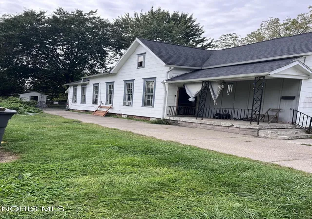 Photo 1 of Single family home for sale at 883 Colburn St, Toledo, OH 43609 | MLS# 10014110 | Listing updated on 2026-10-07
