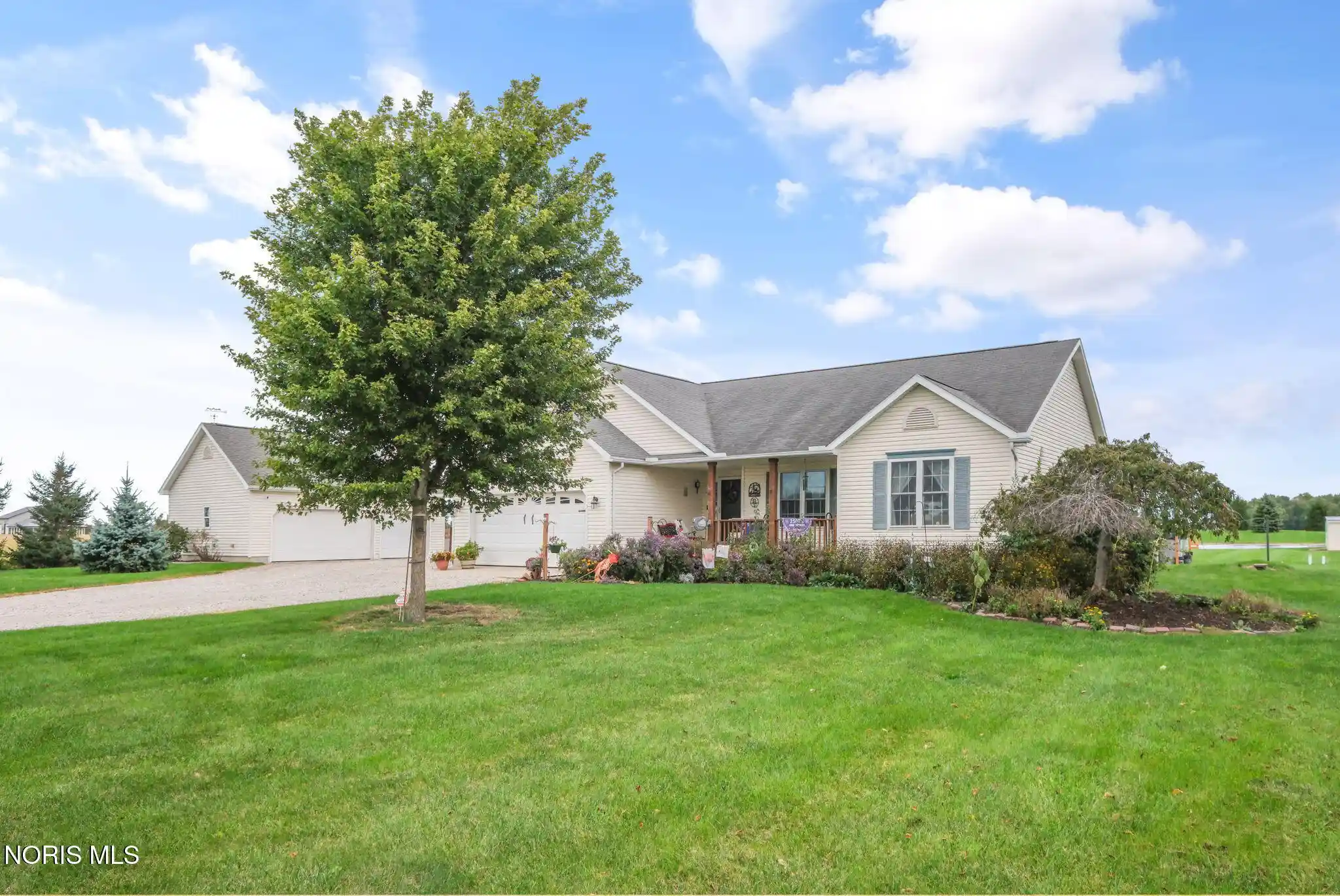 Photo 1 of Single family home for sale at 5597 N Stange Rd, Graytown, OH 43432 | MLS# 10014332 | Listing updated on 2026-10-25