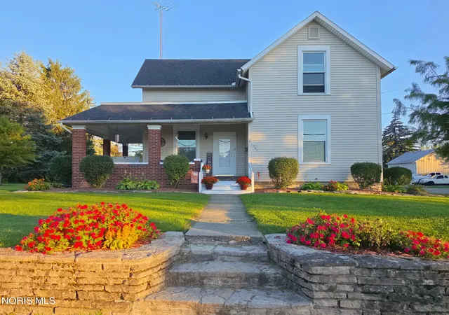 Single family home for sale at 157 Geiger St, Bluffton, OH 45817 | MLS# 10013989
