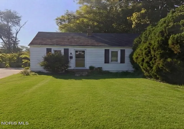 Photo 1 of Single family home for sale at 5019 Selma St, Toledo, OH 43613 | MLS# 10014017 | Listing updated on 2026-10-26