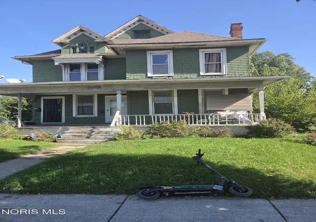 Photo 1 of Multi family home for sale at 2154 Maplewood Ave, Toledo, OH 43620 | MLS# 10014104 | Listing updated on 2026-10-08