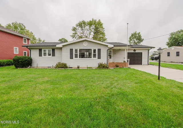 Photo 1 of Single family home for sale at 807 Selby St, Findlay, OH 45840 | MLS# 10014061 | Listing updated on 2026-10-25