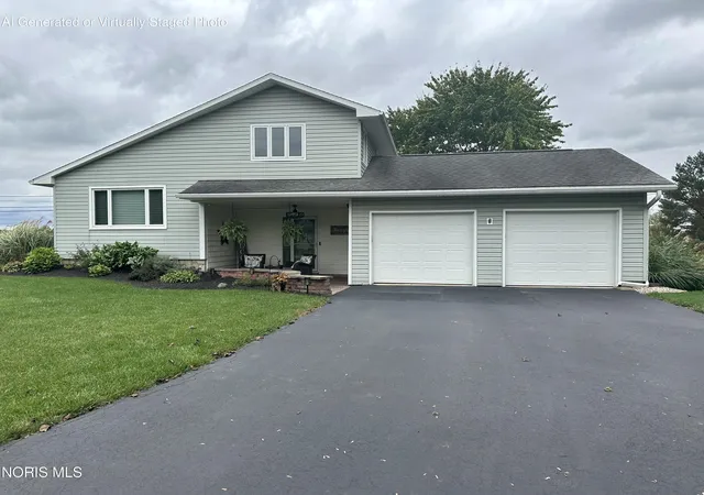 Photo 1 of Single family home for sale at 310 W Crestview Ln, Tiffin, OH 44883 | MLS# 10014064 | Listing updated on 2026-10-11