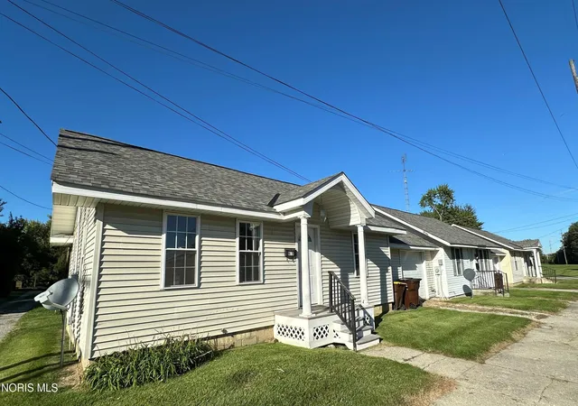 Photo 1 of Multi family home for sale at 609 E 615 & 621 Ct St, Montpelier, OH 43543 | MLS# 10014126 | Listing updated on 2026-10-08