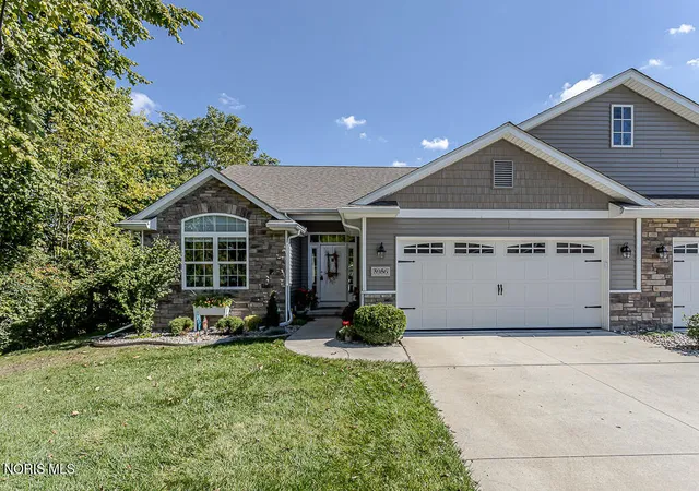 Photo 1 of Single family home for sale at 5956 Pine Tree Pl, Sylvania, OH 43560 | MLS# 10014087 | Listing updated on 2026-10-06
