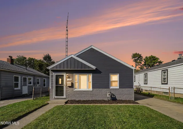Photo 1 of Sale Pending at 209 Willamont Rd, Toledo, OH 43612 | MLS# 10014107 | Listing updated on 2026-10-21