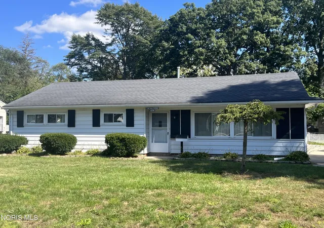 Photo 1 of Single family home for sale at 3206 Waldmar Rd, Toledo, OH 43615 | MLS# 10014134 | Listing updated on 2026-10-08