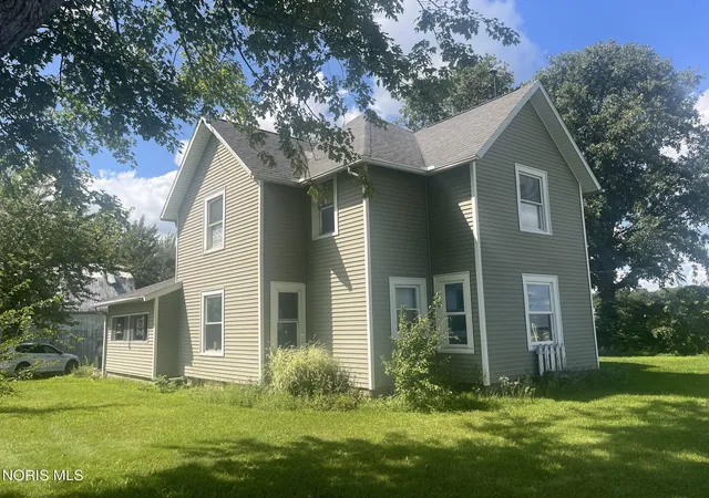 Single family home for sale at 7165 County Rd 13, Wauseon, OH 43567 | MLS# 10014147