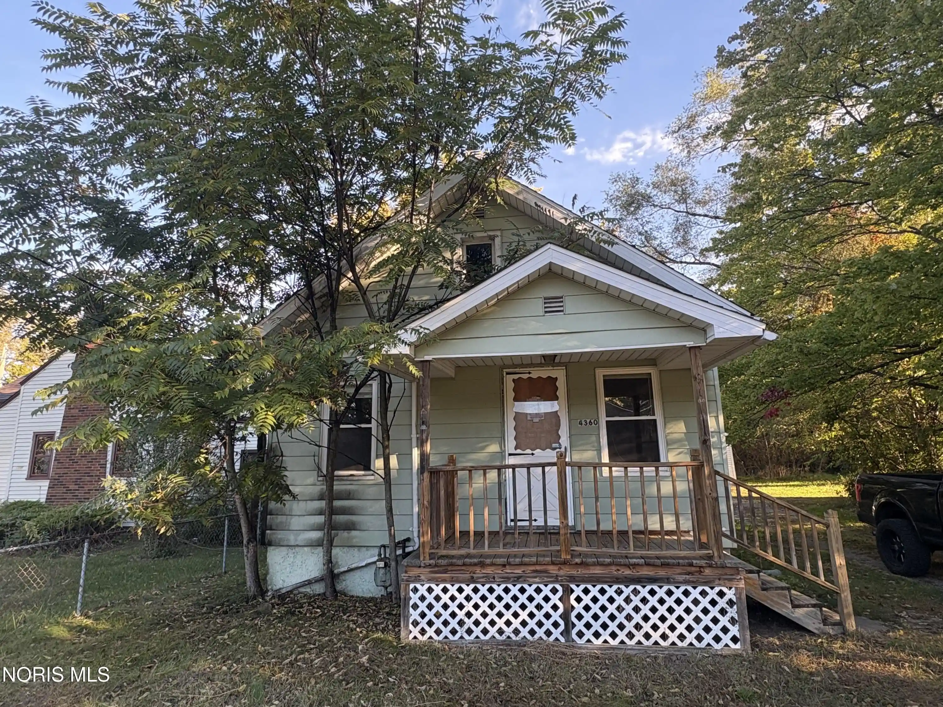 Photo 2 of Single family home for sale at 4360 W Alexis Rd, Toledo, OH 43623 | MLS# 10014351 | Listing updated on 2026-10-27
