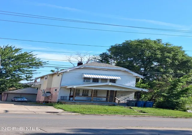 Multi family home for sale at 2020 Dorr St, Toledo, OH 43607 | MLS# 10014374