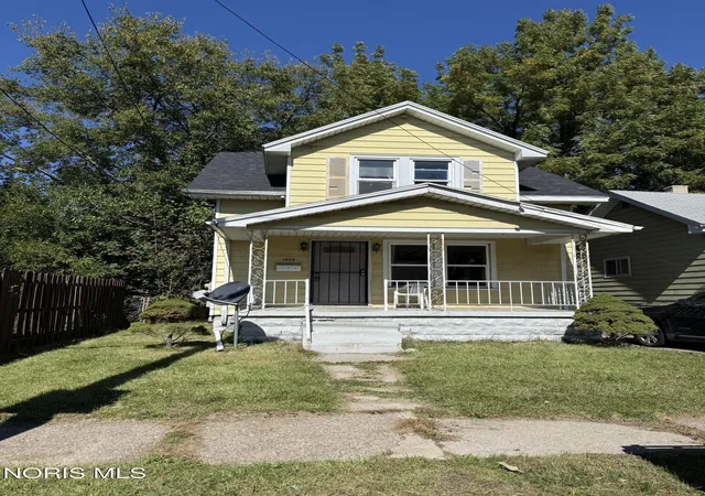 Photo 1 of Single family home for sale at 1656 Shady Dr, Toledo, OH 43612 | MLS# 10014276 | Listing updated on 2026-10-22