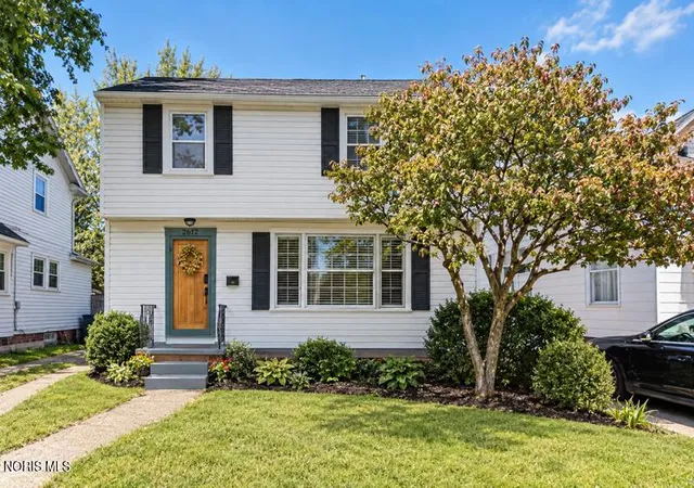 Photo 1 of Sale Pending at 2442 Berdan Ave, Toledo, OH 43613 | MLS# 10014256 | Listing updated on 2026-10-19