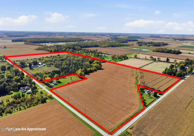 Photo 1 of Sale Pending at 19707 Lemoyne Rd, Luckey, OH 43443 | MLS# 10014228 | Listing updated on 2026-10-27