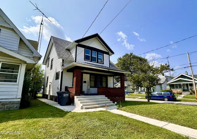 Photo 1 of Single family home for sale at 1702 Idaho St, Toledo, OH 43605 | MLS# 10014225 | Listing updated on 2026-10-28
