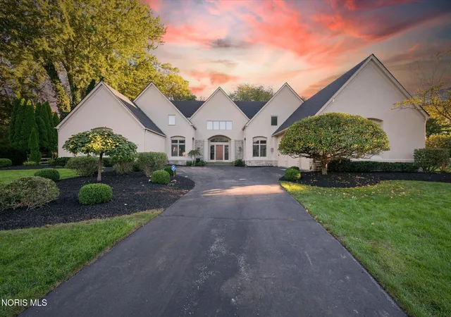 Photo 1 of Single family home for sale at 7303 Copperwood Ln, Sylvania, OH 43560 | MLS# 10014255 | Listing updated on 2026-10-12