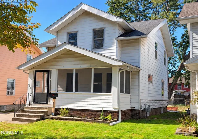 Photo 1 of Single family home for sale at 606 Colima Dr, Toledo, OH 43609 | MLS# 10014268 | Listing updated on 2026-10-16