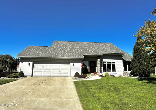 Photo 1 of Single family home for sale at 910 Cardinal Dr, Bryan, OH 43506 | MLS# 10014318 | Listing updated on 2026-10-19