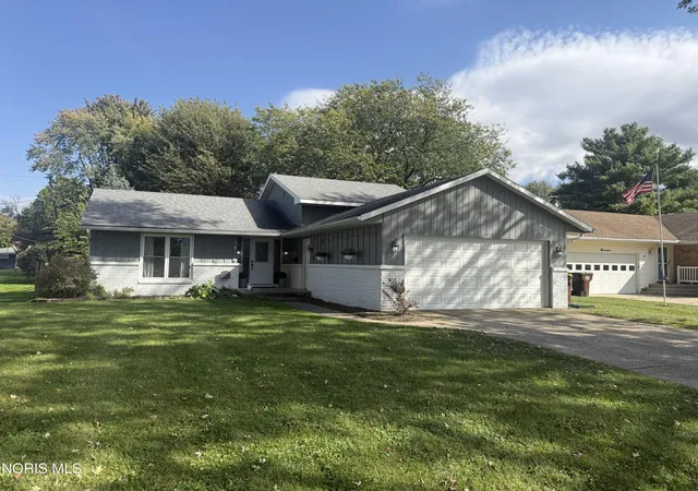 Photo 1 of Single family home for sale at 15 Karis St, Waterville, OH 43566 | MLS# 10014375 | Listing updated on 2026-10-28
