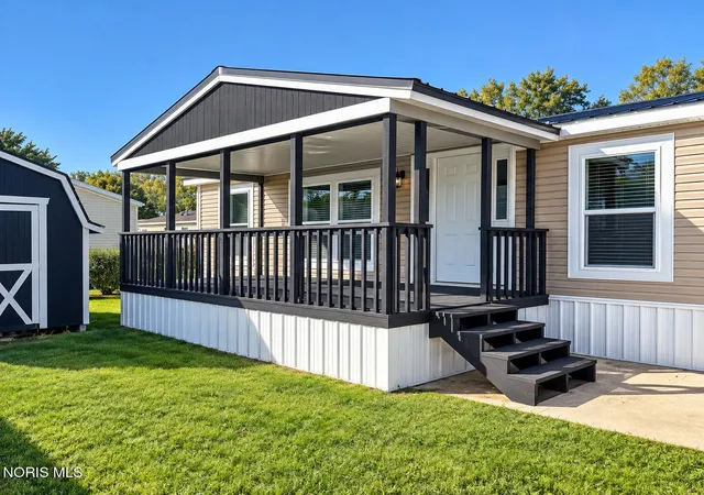 Photo 1 of Manufactured home for sale at 8142 Pinewood Dr, Findlay, OH 45840 | MLS# 10014324 | Listing updated on 2026-10-28