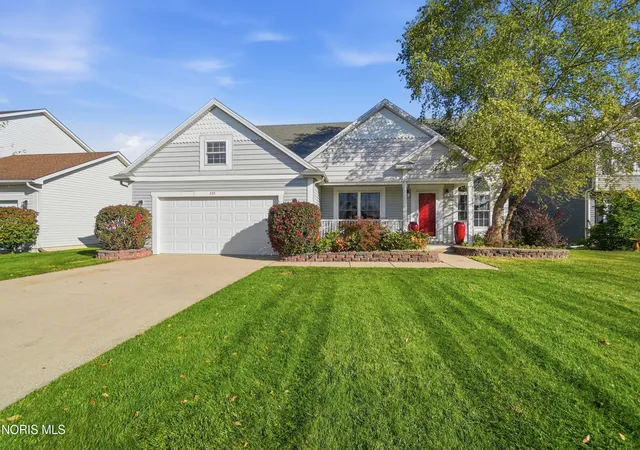 Single family home for sale at 205 Genson Dr, Haskins, OH 43525 | MLS# 10014347