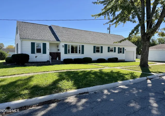 Single family home for sale at 136 N Thomas St, Ottawa, OH 45875 | MLS# 10014339