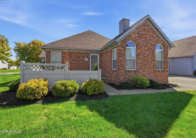 Photo 1 of Sale Pending at 222 Stonegate Blvd, Bowling Green, OH 43402 | MLS# 10014349 | Listing updated on 2026-10-19
