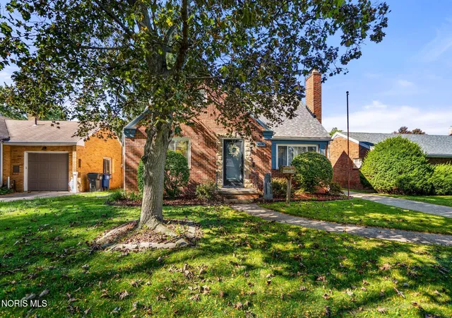 Photo 1 of Sale Pending at 4536 N May Ave, Toledo, OH 43614 | MLS# 10014354 | Listing updated on 2026-10-11