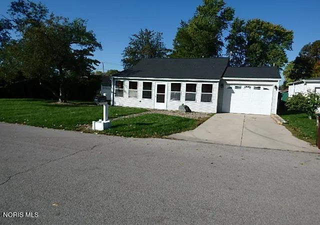 Photo 1 of Single family home for sale at 800 Wemor Ave, Defiance, OH 43512 | MLS# 10014376 | Listing updated on 2026-10-16
