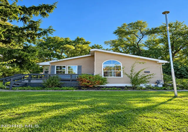 Photo 1 of Single family home for sale at 6139 Dorr St, Toledo, OH 43615 | MLS# 10014377 | Listing updated on 2026-10-22