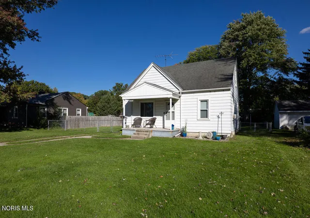 Photo 1 of Single family home for sale at 5920 Davida Dr, Toledo, OH 43612 | MLS# 10014398 | Listing updated on 2026-10-26