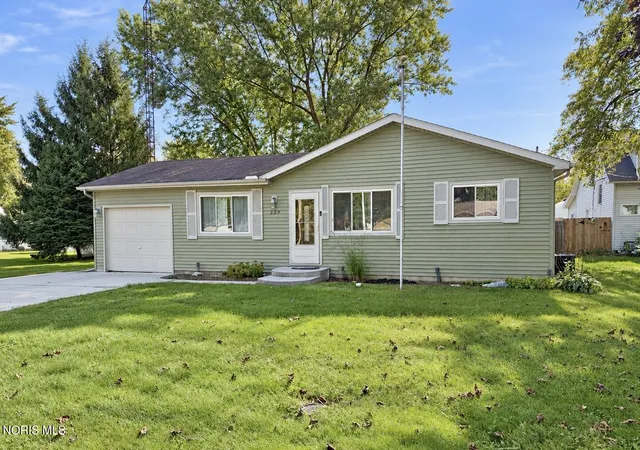 Single family home for sale at 229 George St, Northwood, OH 43619 | MLS# 10014495