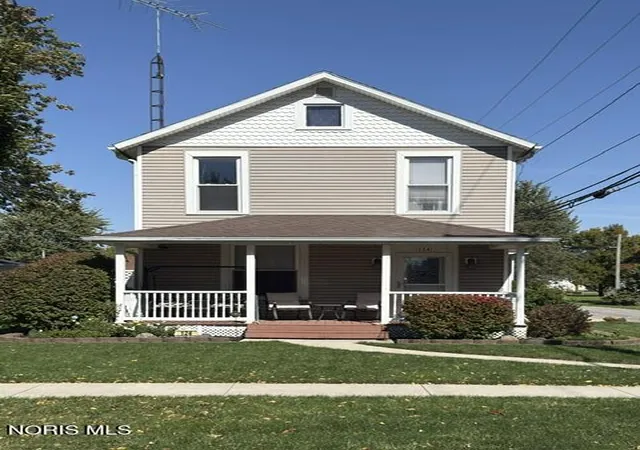 Photo 1 of Single family home for sale at 124 W Maple St, Deshler, OH 43516 | MLS# 10014468 | Listing updated on 2026-10-23