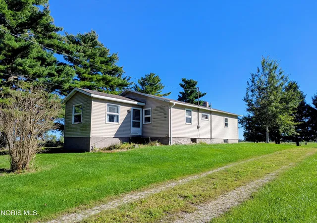 Single family home for sale at 24381 Co Rd M, Fayette, OH 43521 | MLS# 10014498