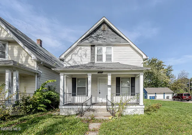 Photo 1 of Single family home for sale at 427 Everett St, Toledo, OH 43608 | MLS# 10014460 | Listing updated on 2026-10-13