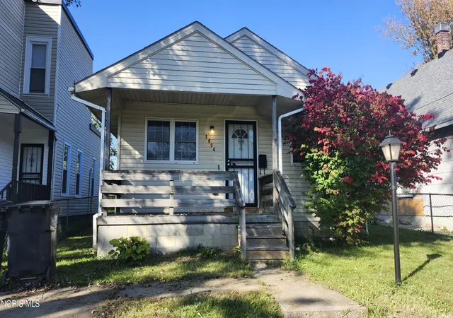 Photo 1 of Sale Pending at 1604 Milburn Ave, Toledo, OH 43606 | MLS# 10014485 | Listing updated on 2026-10-27